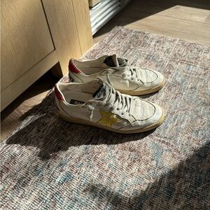 Golden Goose women’s ball Star Sneakers